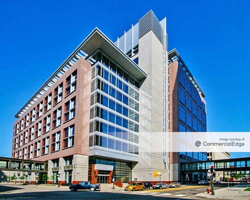 401 Robert - Retail