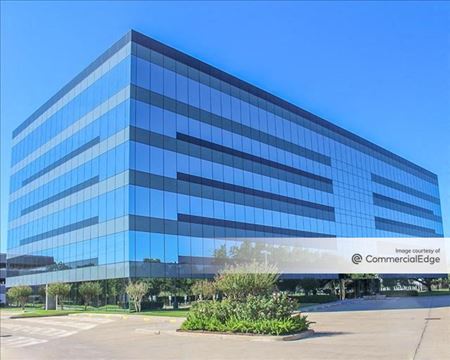 Office space for Rent at Park 10 Centre in Houston