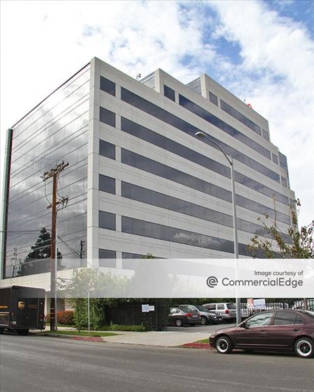 Office space for Rent at Cornerstone Plaza in Los Angeles