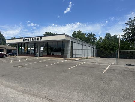 Retail space for Rent at 6534 NW 36th Street in Bethany