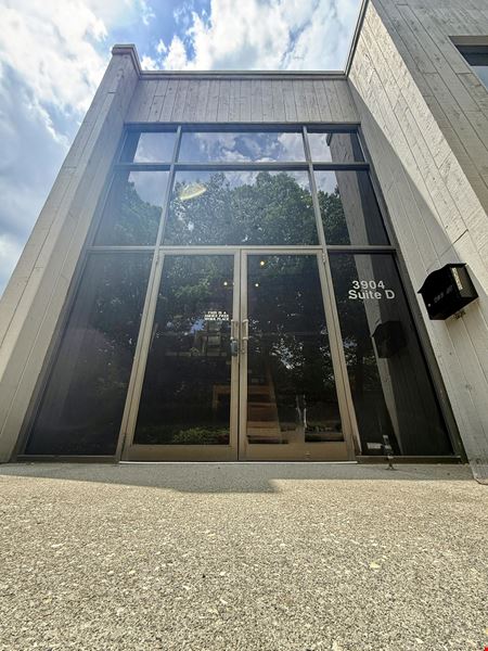 Franklin Road Second Level Office Suite