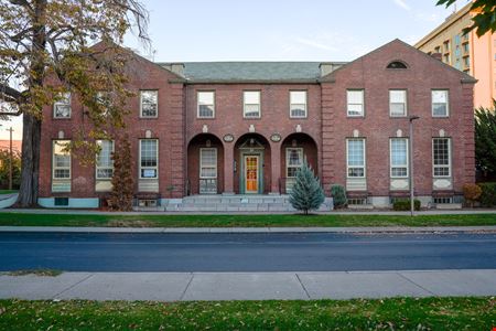 Office space for Rent at Le Chateau in Yakima