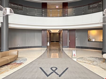 Regus - Schaumburg - Woodfield Preserve