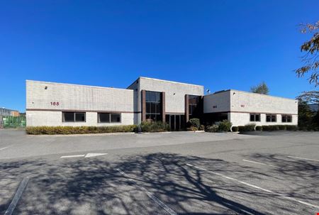Commercial space at 163-165 Bridge Road in Islandia