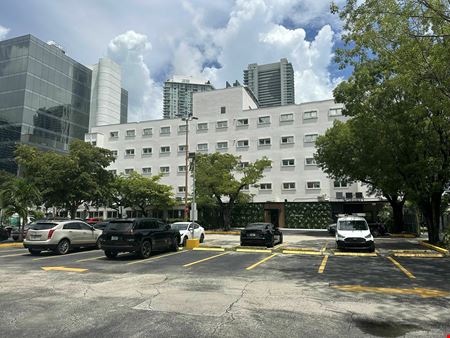 Executive Plaza Office/Medical - Biscayne