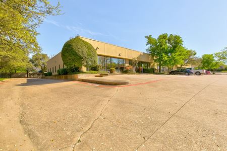Office space for Rent at 807 Forest Ridge Drive in Bedford