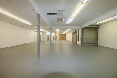 30 W Price St