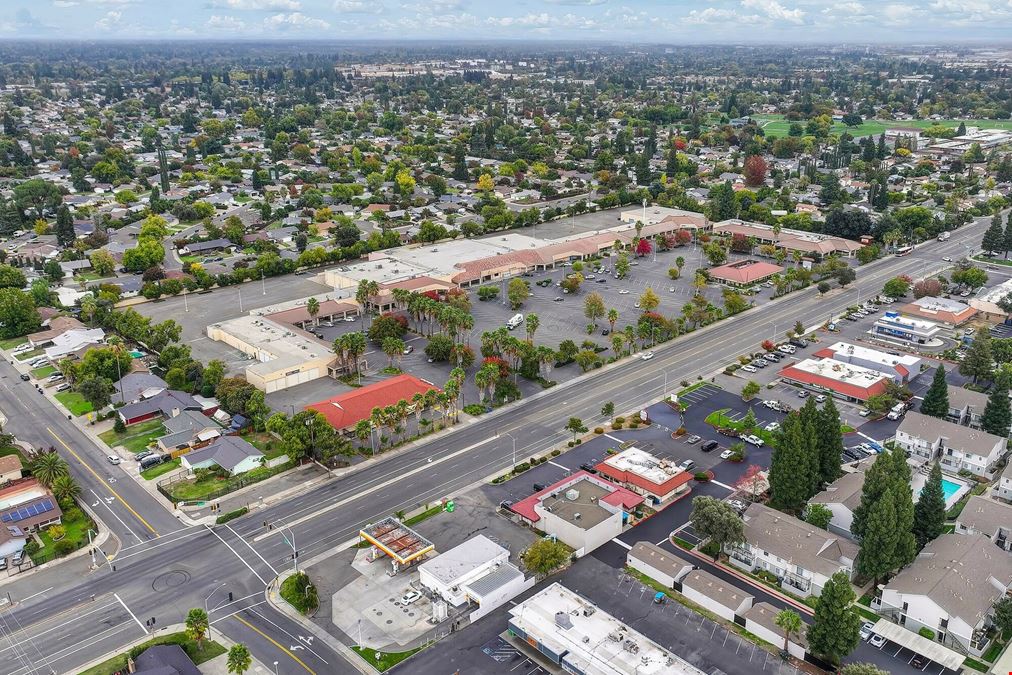 Rosemont Plaza