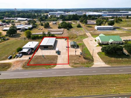 Retail space for Sale at 907 US Highway 287 N in Grapeland