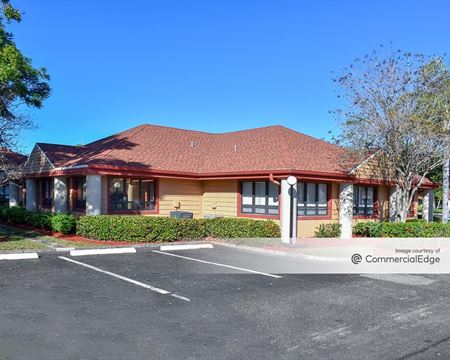 Office space for Rent at World Plaza II in Fort Myers