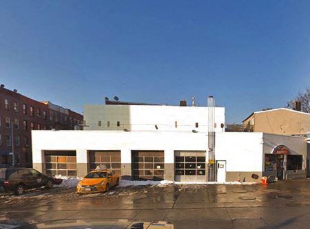 Industrial space for Rent at 321 McGuinness Blvd in Brooklyn