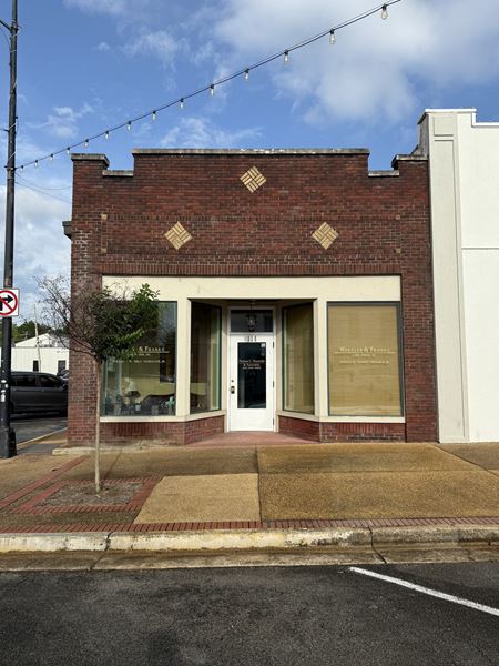 Office space for Rent at 114 S Broadway Street in Tupelo