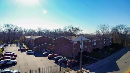 Fenkell Apartments