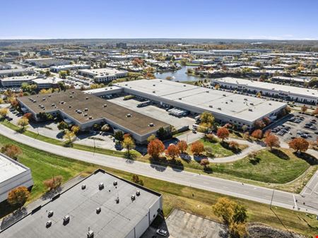 Industrial space for Rent at Shoreline Building in Earth City