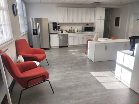 Regus - Branson - W Hwy 76