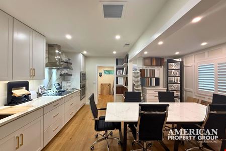 Class A Live/Work Property Near Siesta Key