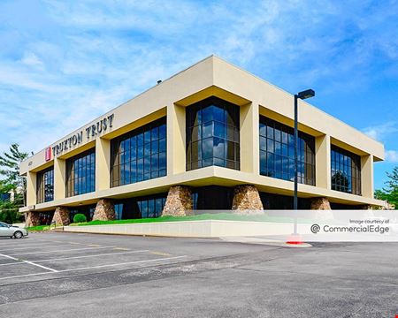 Commercial space at Belle Meade Office Park in Nashville