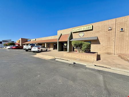 Retail at Baseline Rd and the Loop 101