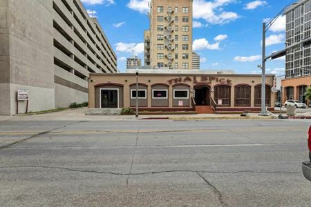Retail space for Sale at 523 N Water St in Corpus Christi