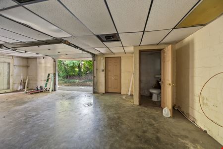 5326 Main St
