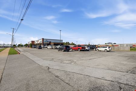 2111 S Old Missouri Rd
