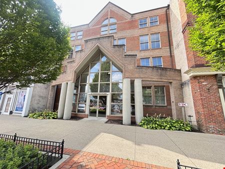 35 South Park Place