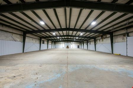 1832 University Commercial Pl