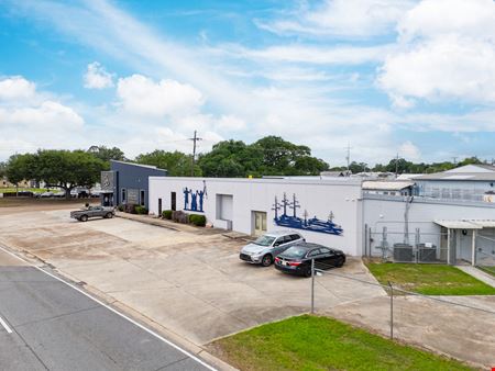 Professional Office w/ Warehouse on Corner Lot