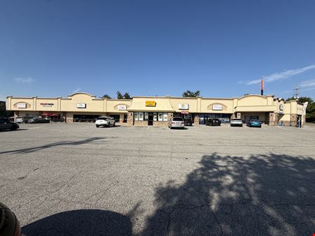 Retail space for Rent at Watterson Plaza in Louisville