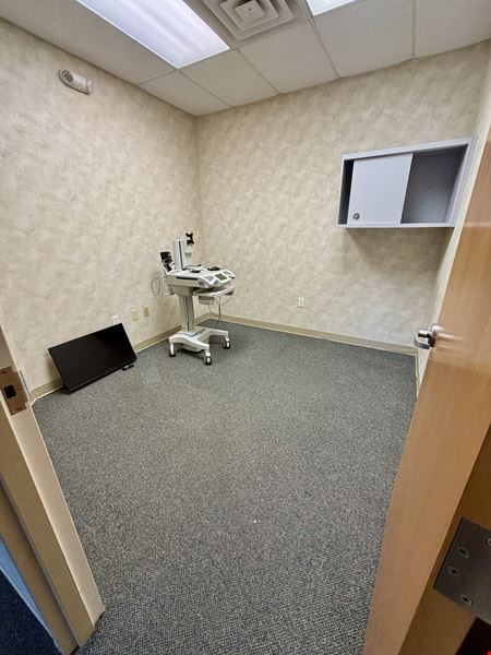 3,010 SF | Medical Office Space | 5022 Old Godsey Ln., Hixson, TN
