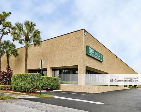 Industrial space for Rent at Quadrant Business Center in Deerfield Beach