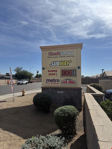 End-cap Available for Lease
