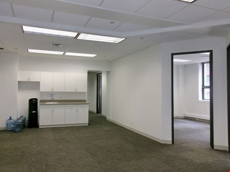 205 W Randolph