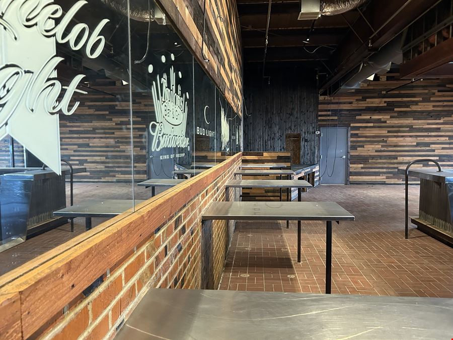 Restaurant/Bar