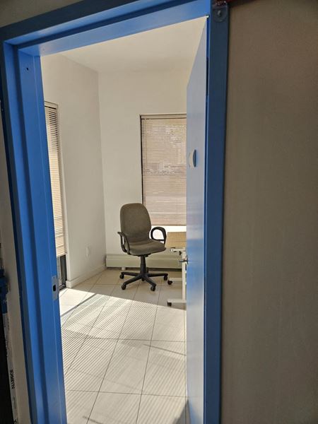 Healthcare space for Rent at 188 Woodpoint Rd in Brooklyn
