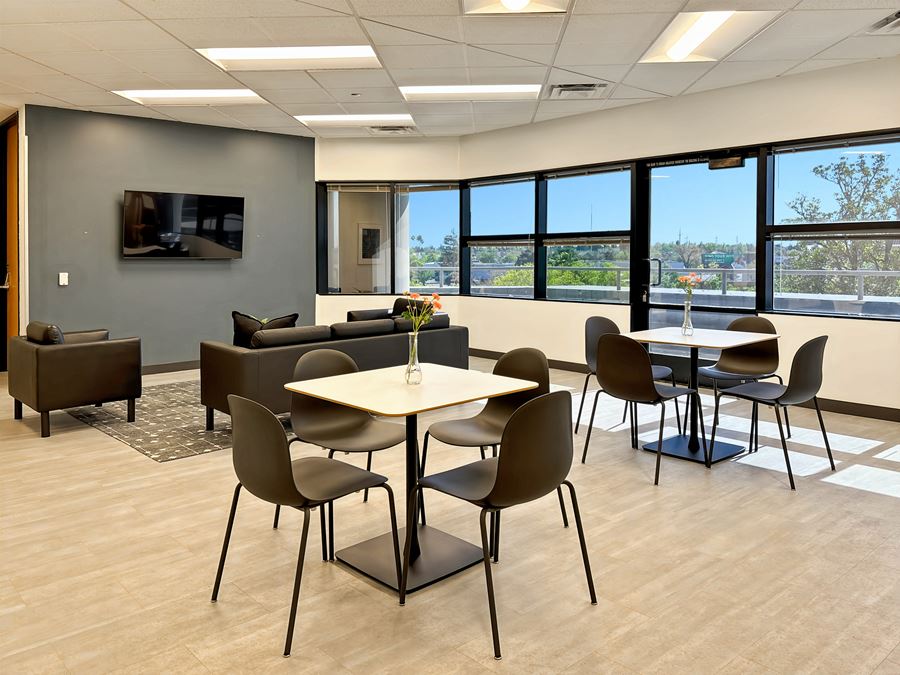 Regus - Sacramento - 1750 Howe