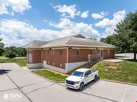 For Sale: 6,800 SF Office / Industrial Building
