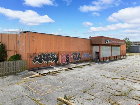 ±19,870 SF Retail Redevelopment Opportunity Near I-10