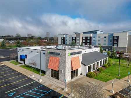 Retail space for Sale at Chesterfield Corners in Chesterfield