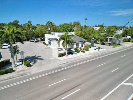 Retail space for Rent at Drive-Thru Restaurant | High Visibility US 41 in Naples