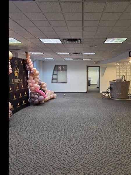 Office space for Rent at 2735 Henry Hudson Pkwy in Bronx
