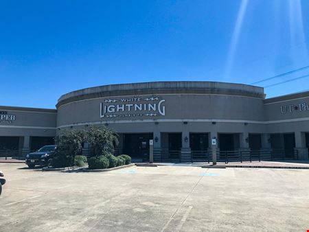 Fall Creek Plaza
