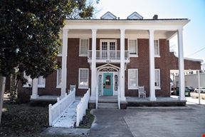 641 W Main St