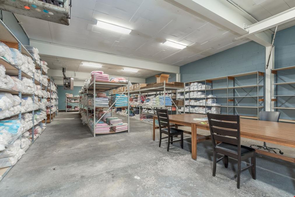 Olive Blvd Flex Industrial - University City