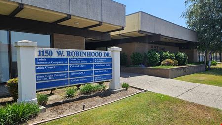 1150-1212 W. Robinhood Dr.