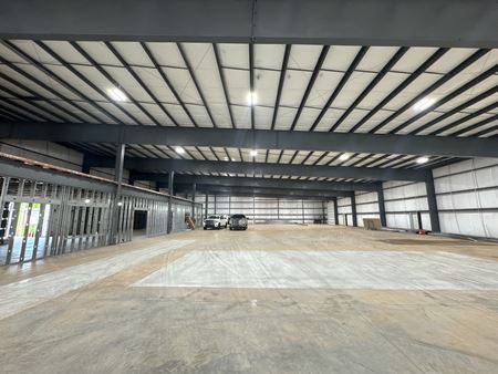 Retail space for Rent at 1137 E Hefner Rd in Oklahoma City