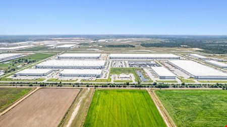 Industrial space for Rent at Empire West Building 3 in Brookshire