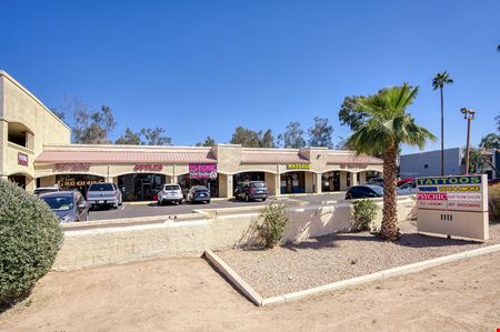 Del Prado Plaza