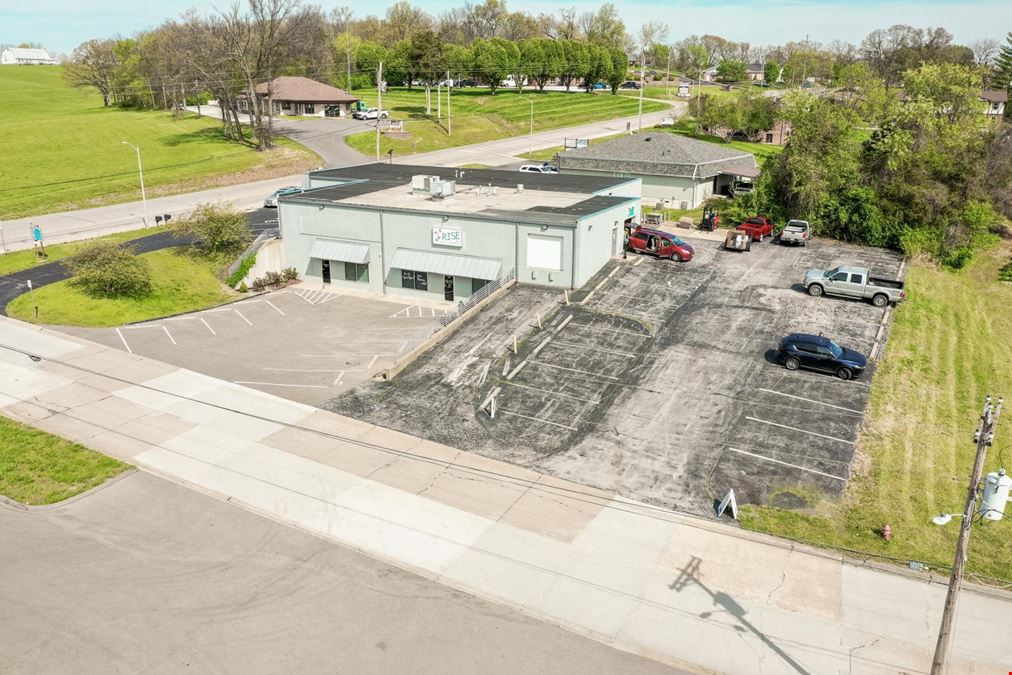 Festus Flex Warehouse/Office