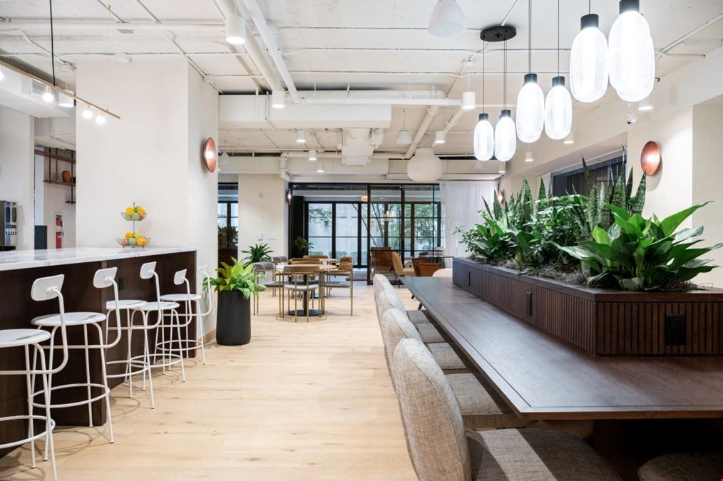 Industrious - 135 West 50th Street
